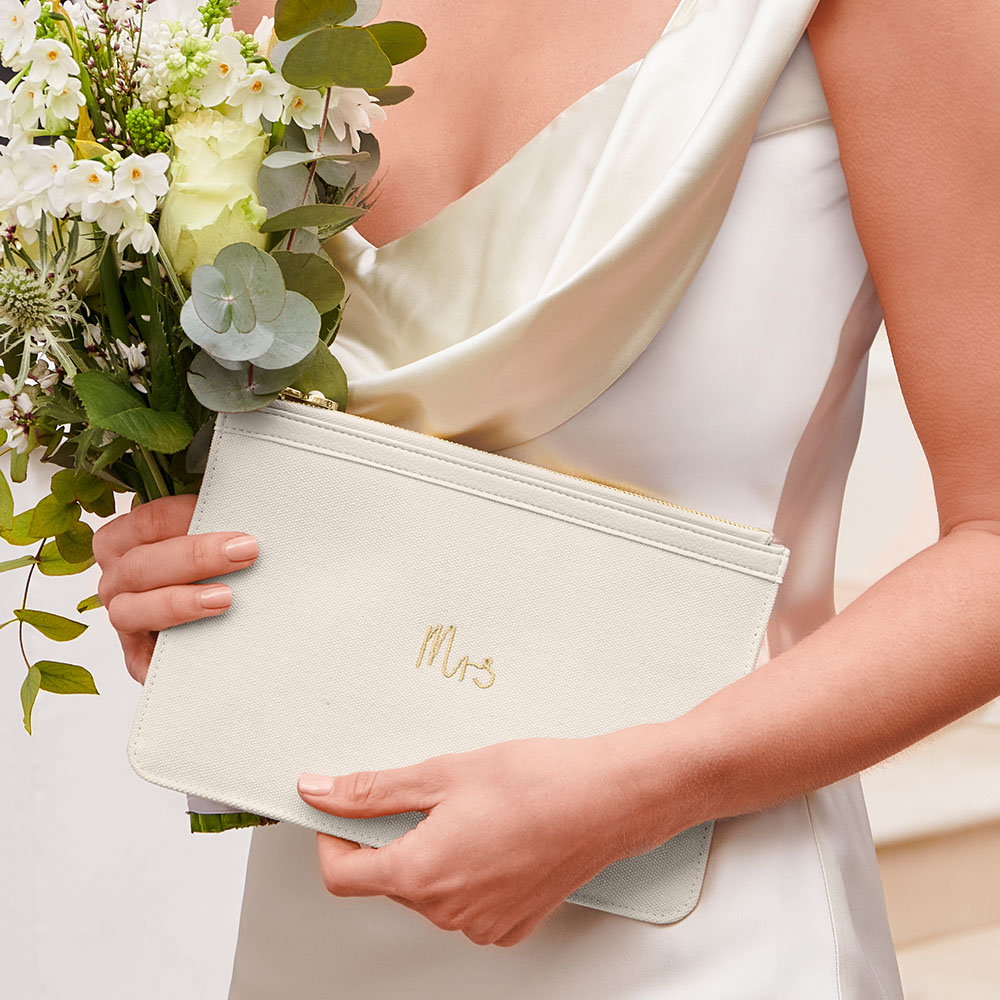 From 'Yes' to 'I Do': Thoughtful Gifts for Brides