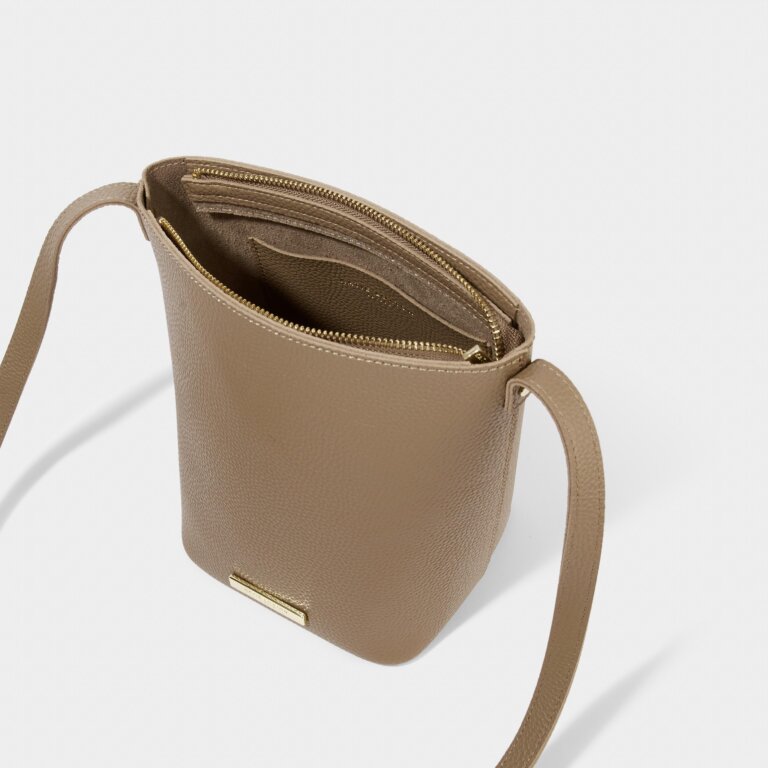 Laura Crossbody Purse in Taupe
