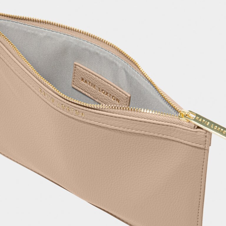 Cleo Pouch in Soft Tan