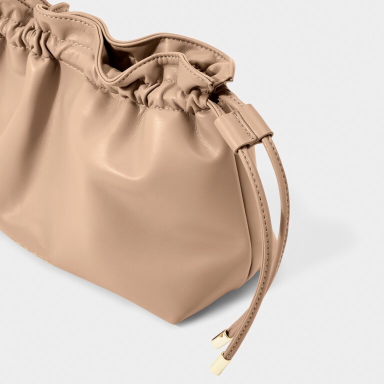 Hailey Crossbody Clutch Bag in Soft Tan