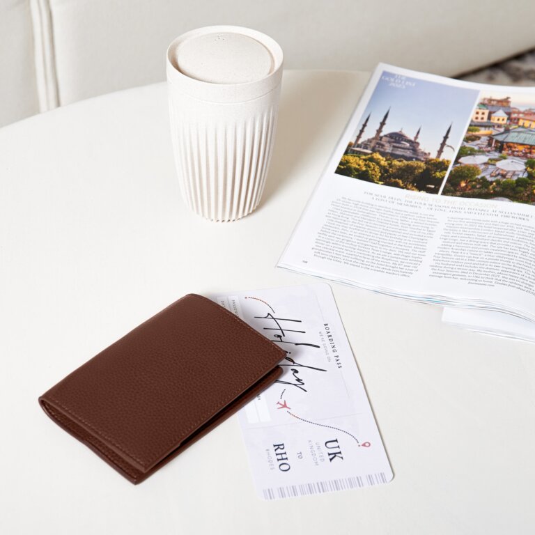 Passport Cover in Chocolate