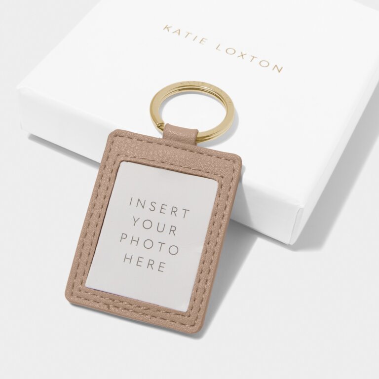 Beautifully Boxed Photo Keychain 'Amazing Auntie' In Soft Tan