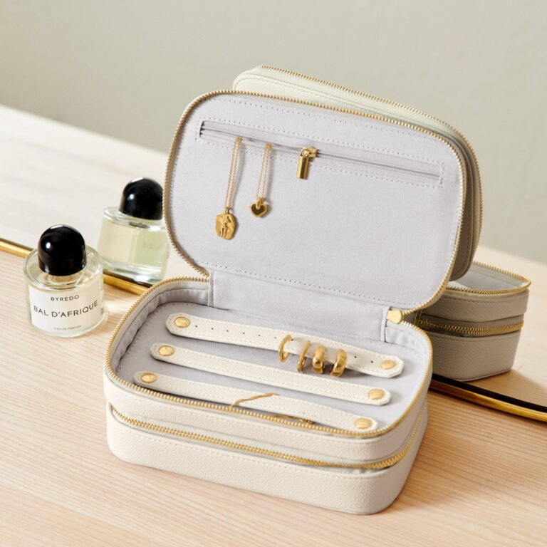 Jewellery And Accessories Travel Case in Off White