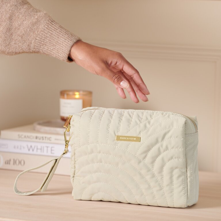 Quilted Wristlet Organizer in Light Sand