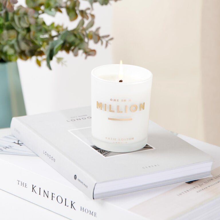 Sentiment Candle 'One In A Million' In Pomelo And Lychee Flower