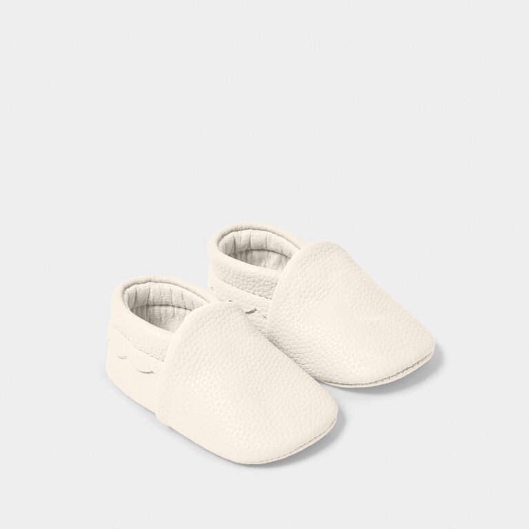 Baby Shoes in Eggshell